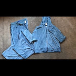 Aéropostale Shirt and Sweatpants. New with tags